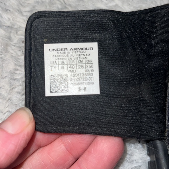 Under Armour slides - Picture 3 of 3